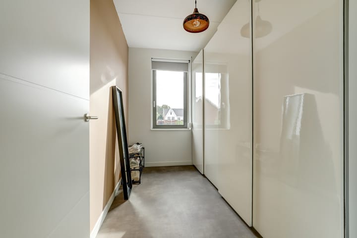 Photo 42 of Amforastraat 16