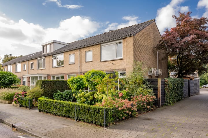 Foto 5 van Esdoornlaan 21