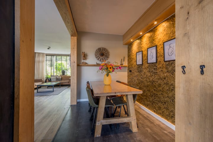 Foto 23 van Esdoornlaan 21