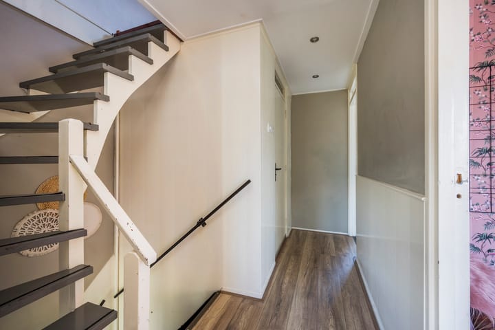 Foto 25 van Esdoornlaan 21