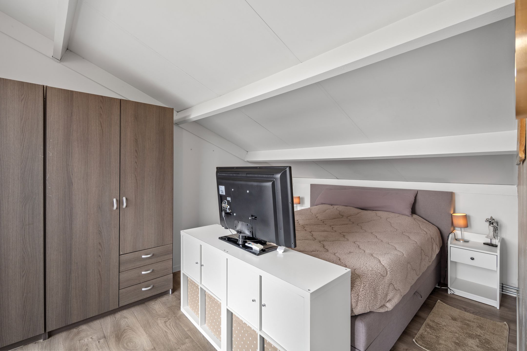 Foto 30 van Lotusberg 15