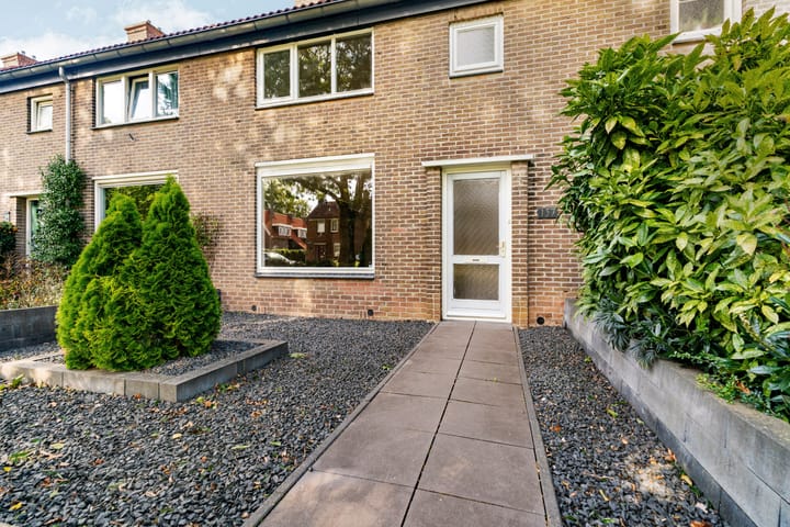 Foto 40 van Graslaan 137