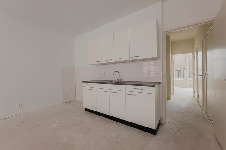 Photo 5 of Warmoesstraat 135-C