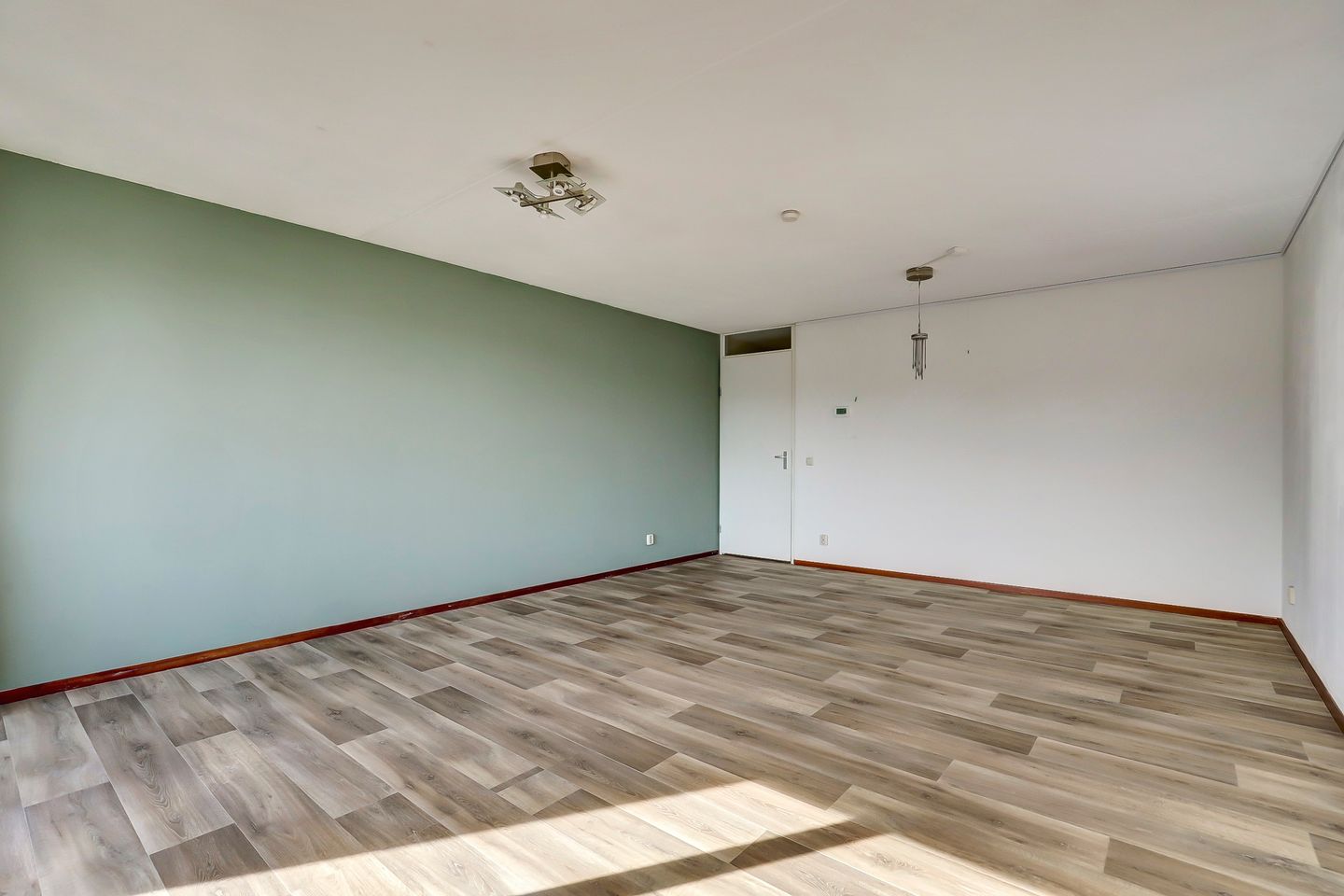 Photo 4 of Dommelstraat 189