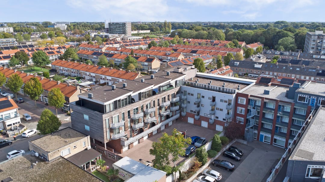 Photo 32 of Dommelstraat 189