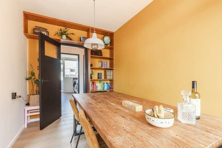 Foto 6 van Domela Nieuwenhuisstraat 37