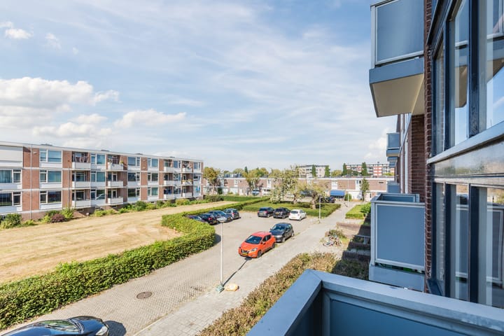 Foto 14 van Domela Nieuwenhuisstraat 37