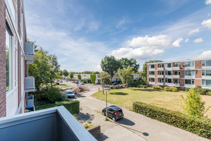 Foto 12 van Domela Nieuwenhuisstraat 37