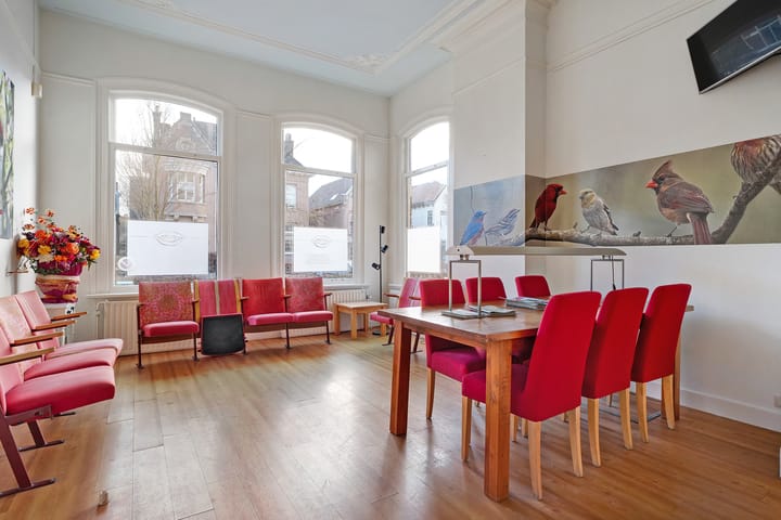 Photo 12 of Stationsweg 33