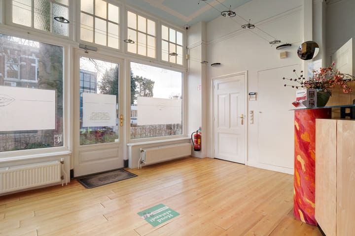 Photo 15 of Stationsweg 33