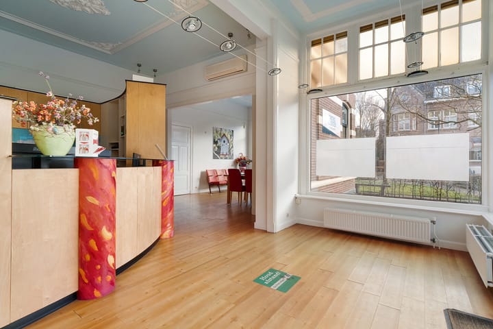 Photo 16 of Stationsweg 33