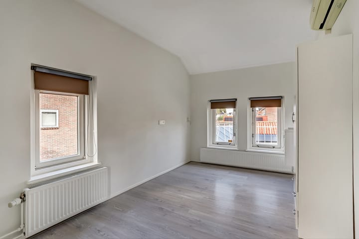 Foto 35 van Korte Waarder 30