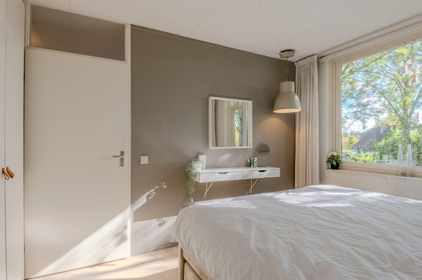 Foto 25 van Frederik van Eedenpad 5