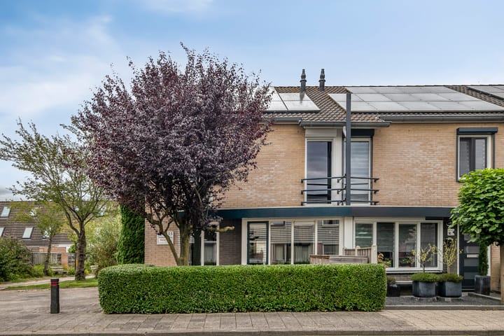 Foto 1 van Suurhoffstraat 15