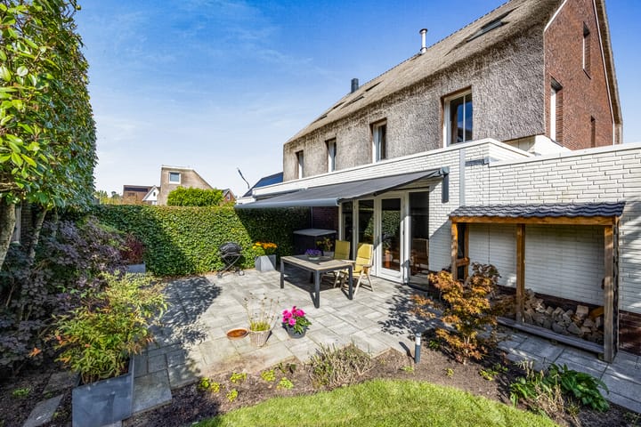 Foto 42 van Bart van der Lecklaan 11