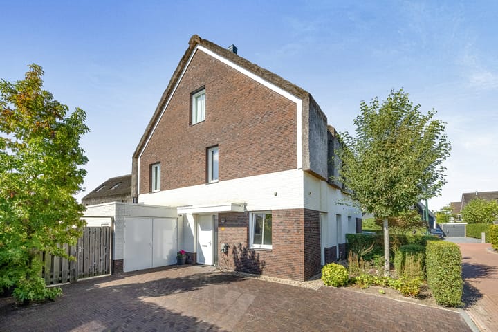 Foto 45 van Bart van der Lecklaan 11