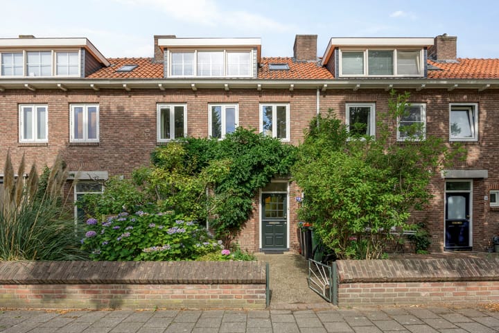 Photo 1 of Jan Hezemansstraat 12