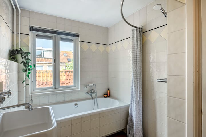 Photo 17 of Jan Hezemansstraat 12