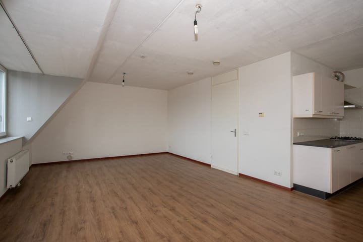 Photo 11 of Martien Coppensstraat 18