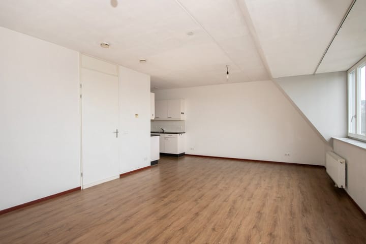 Photo 12 of Martien Coppensstraat 18