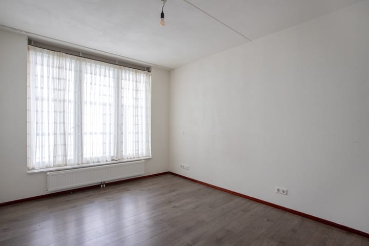 Photo 16 of Martien Coppensstraat 18