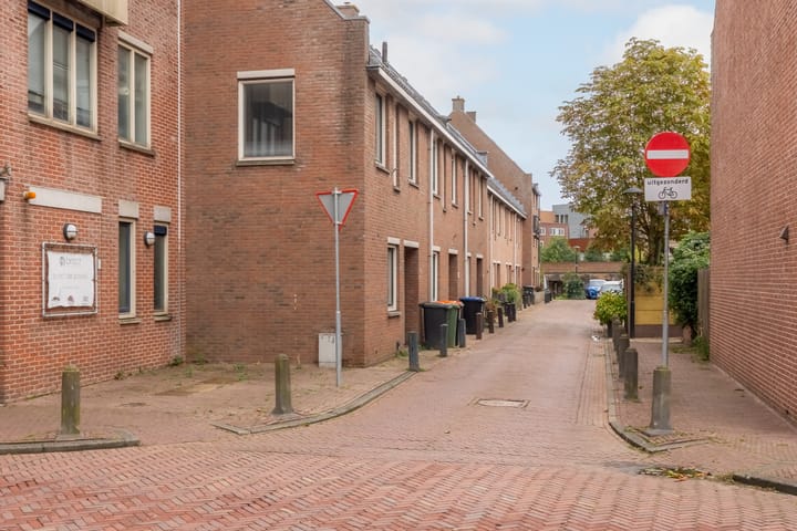 Foto 24 van Klooster 13