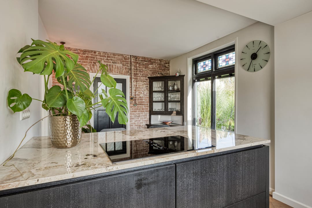 Foto 16 van Julianastraat 9