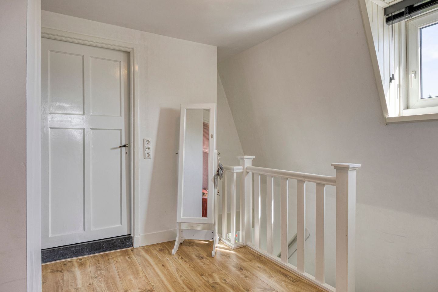 Foto 55 van Julianastraat 9