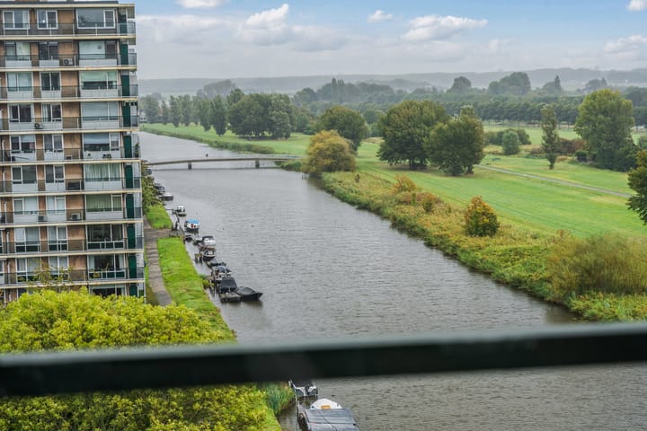 Photo 13 of Tooroplaan 102