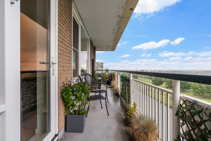 Photo 44 of Tooroplaan 102