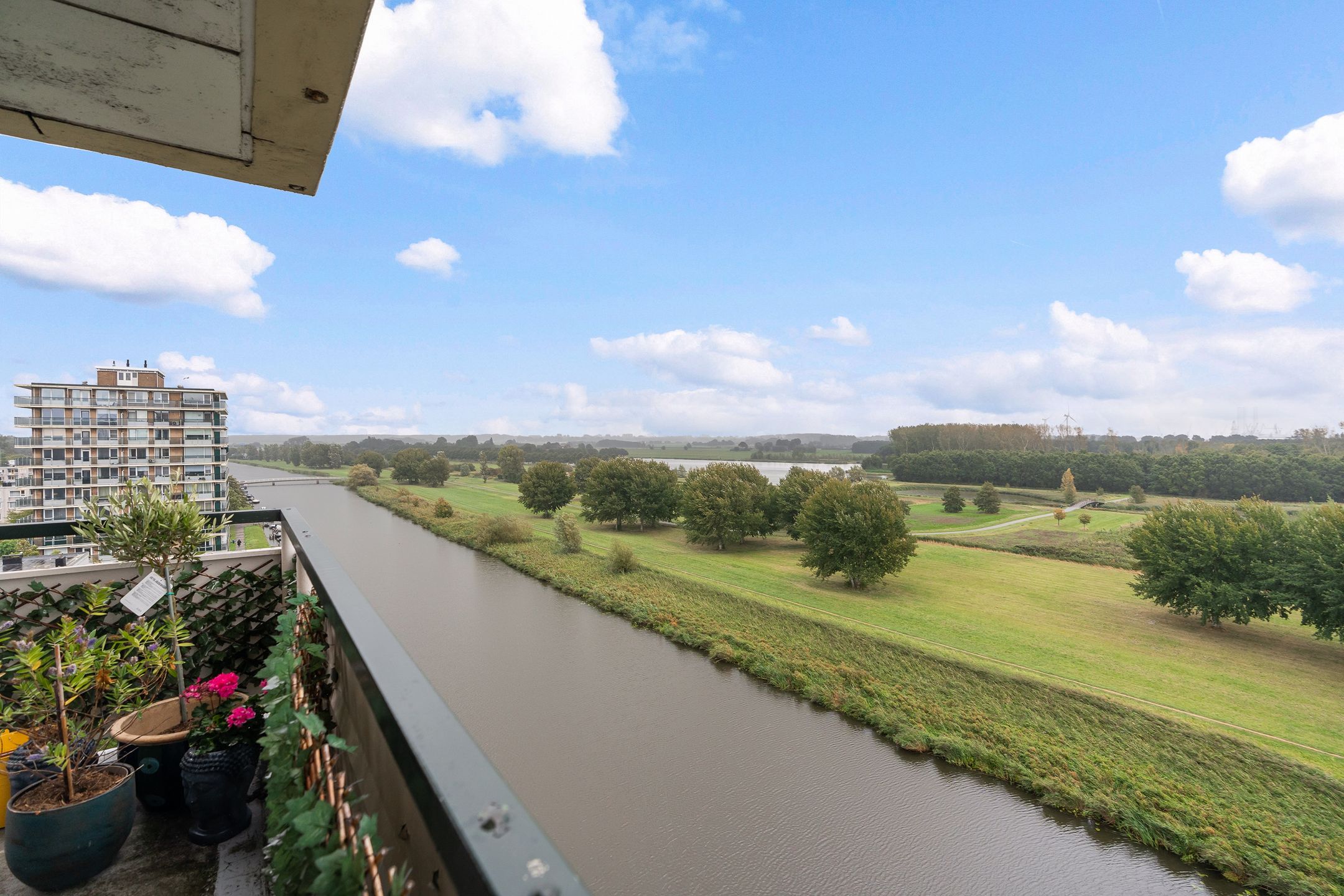 Foto 42 van Tooroplaan 102