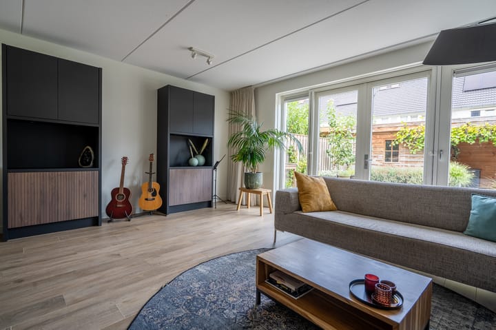 Foto 10 van Bruine Eikenpage 60