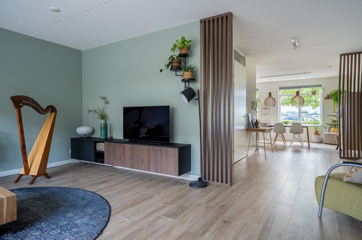 Foto 11 van Bruine Eikenpage 60