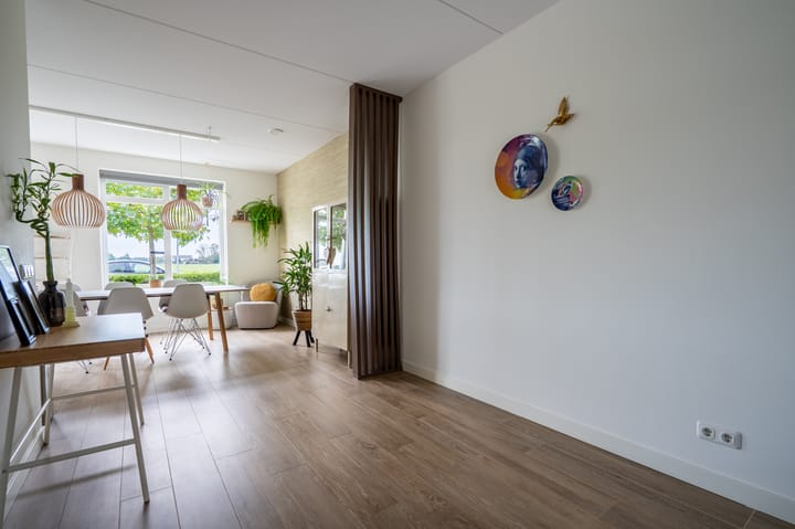 Foto 14 van Bruine Eikenpage 60