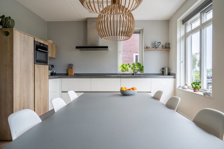 Foto 20 van Bruine Eikenpage 60