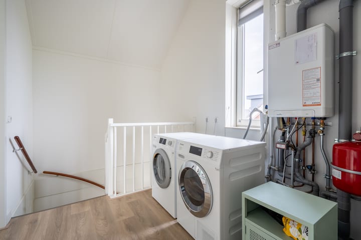 Foto 45 van Bruine Eikenpage 60