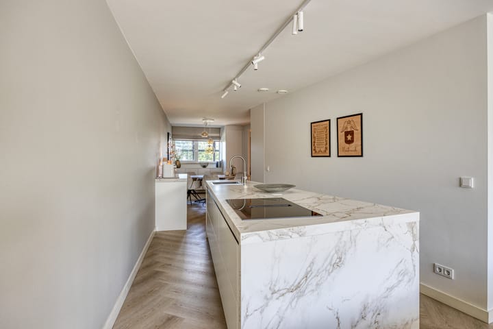 Photo 9 of Röntgenstraat 31-C