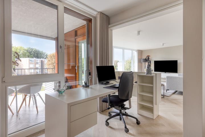 Photo 17 of Röntgenstraat 31-C