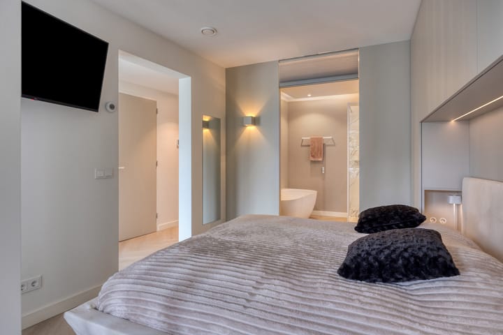 Photo 19 of Röntgenstraat 31-C