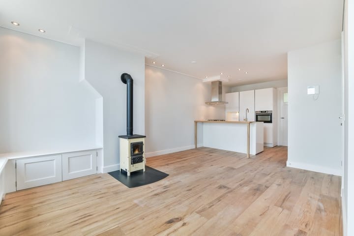 Photo 2 of Reyer Anslostraat 14-2