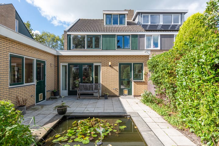 Foto 38 van Prins Bernhardlaan 10