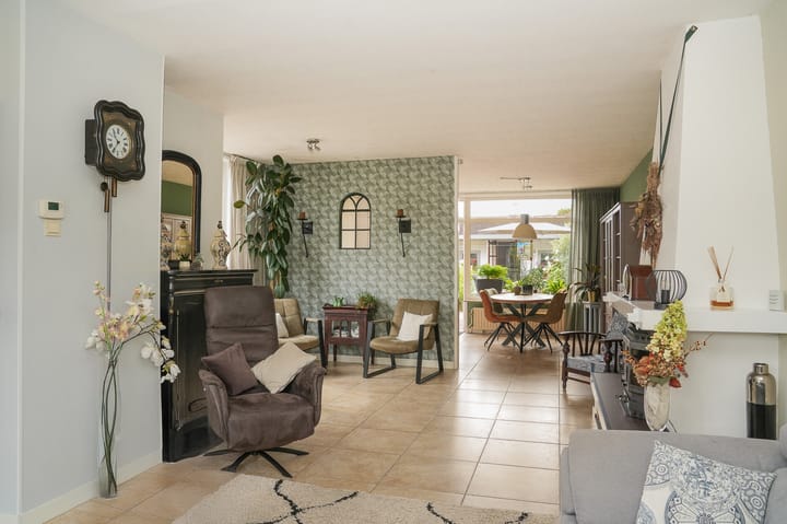 Photo 8 of Spiraeastraat 30