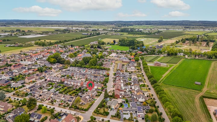 Photo 41 of Spiraeastraat 30