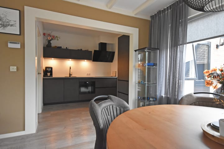 Foto 23 van Dahlia-strjitte 47