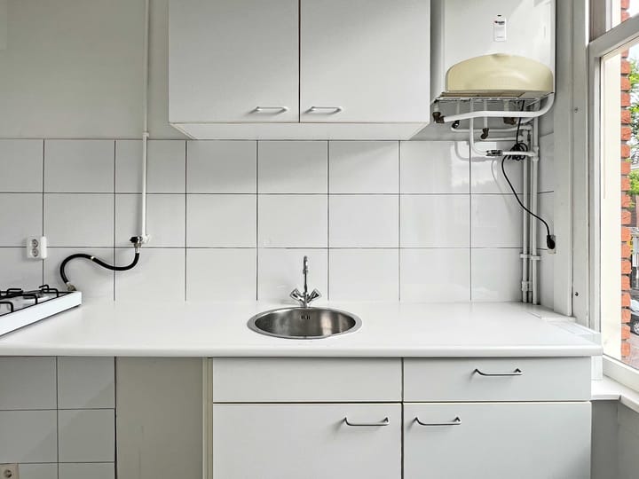 Photo 9 of Zwart Janstraat 84-B01