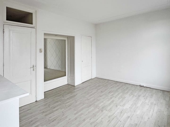 Photo 17 of Zwart Janstraat 84-B01