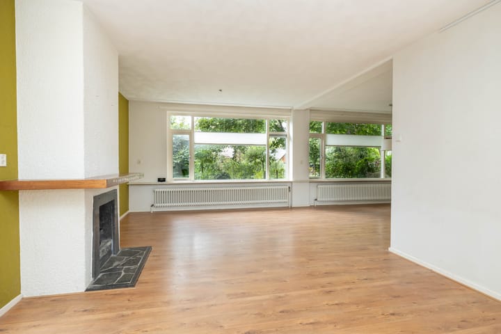 Foto 11 van Zuider Esweg 24-B