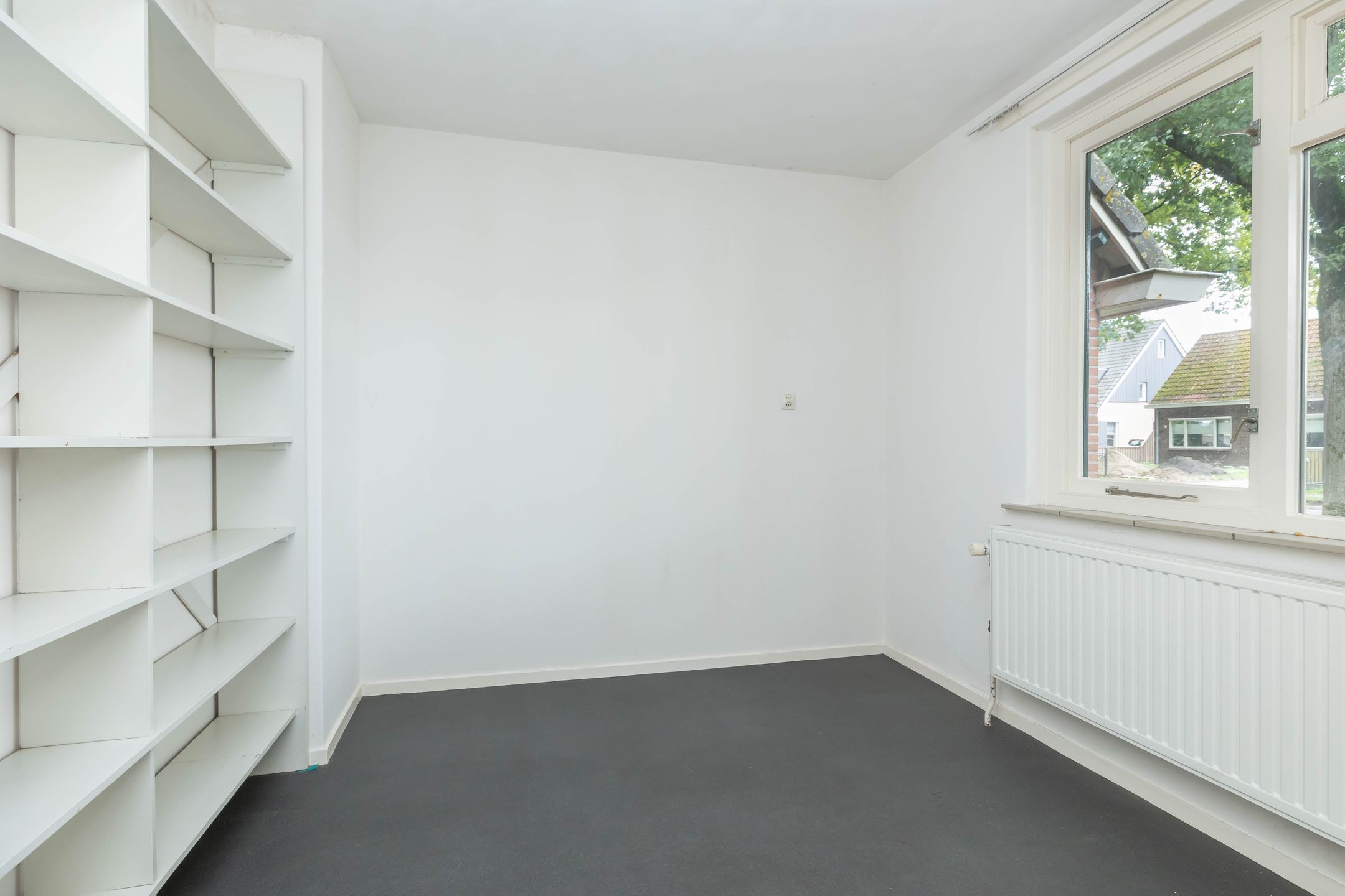 Foto 24 van Zuider Esweg 24-B