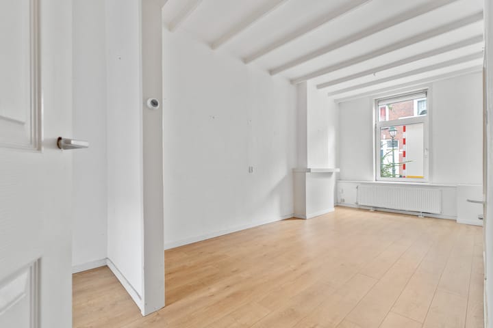 Foto 4 van Newtonstraat 199