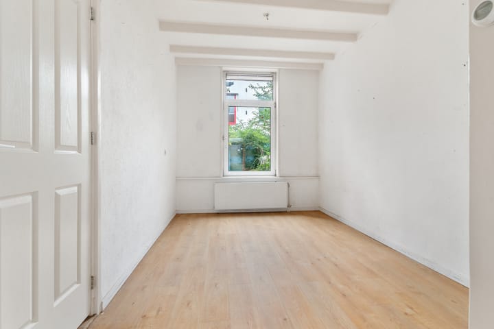 Foto 21 van Newtonstraat 199